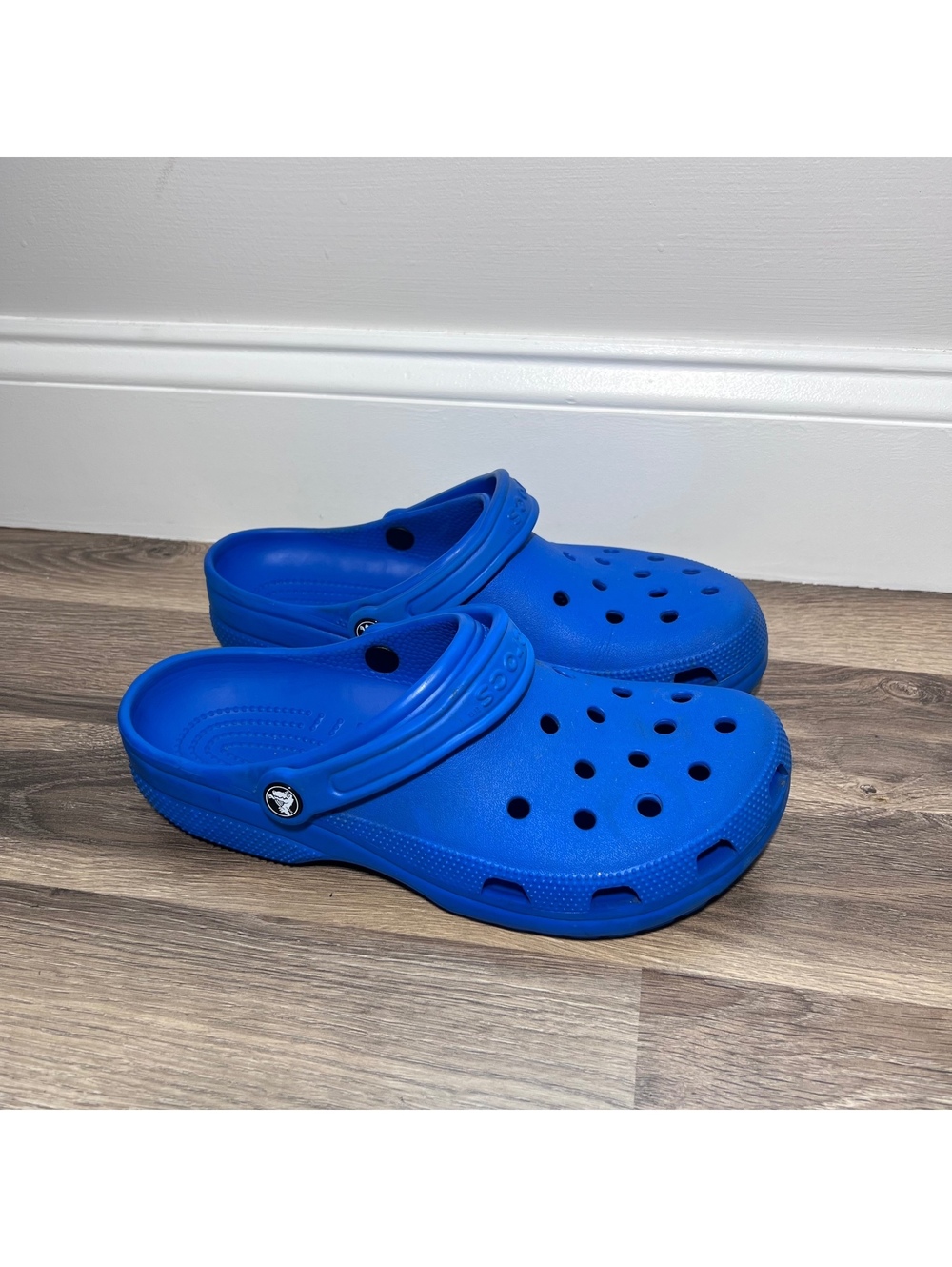 Crocs Classic Blue Clogs M9/W11